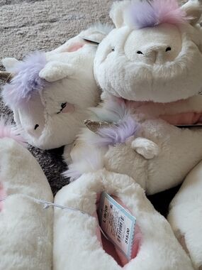 Cat & Jack White Unicorn Slippers with Pink Accents and Gold Horn